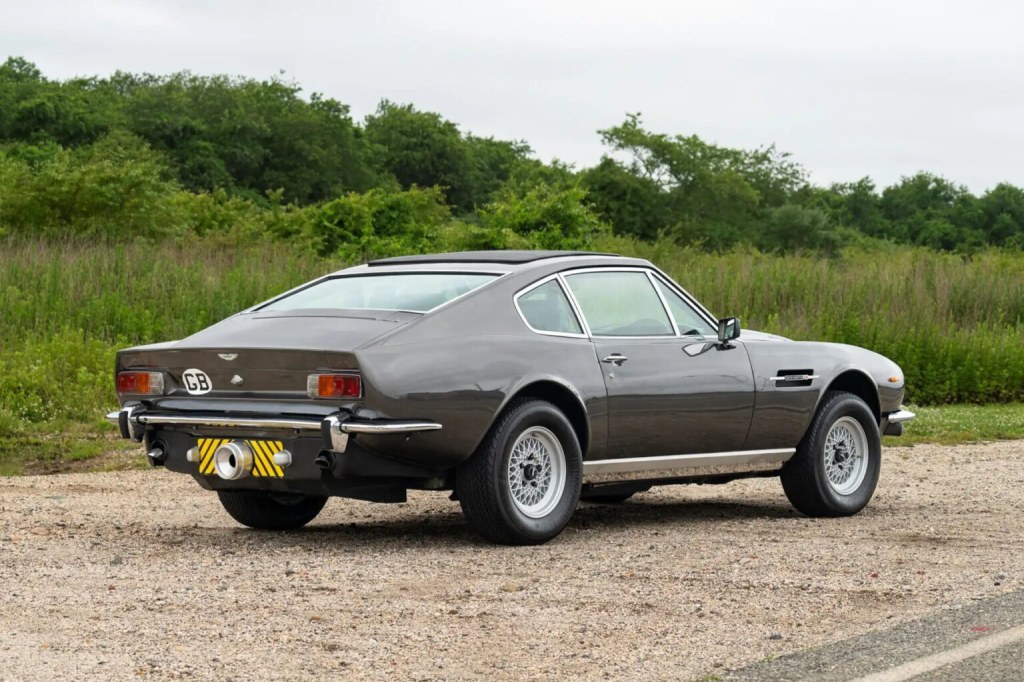 Picture of: -Aston-Martin-V-Vantage-James-Bond–The-Living-Daylights